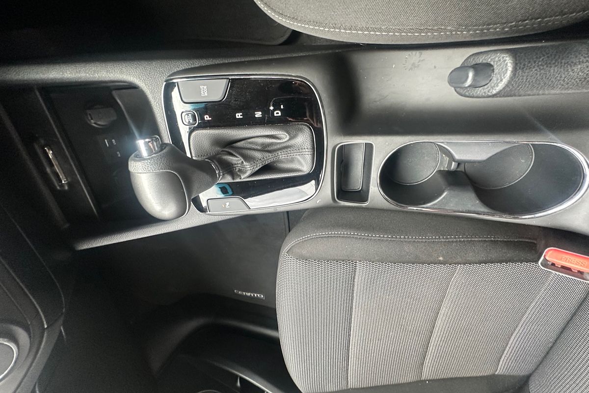 2017 Kia Cerato S YD