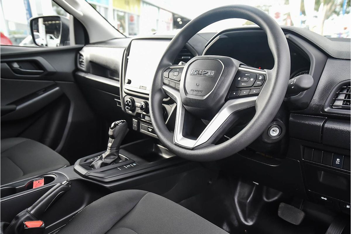 2025 Isuzu D-MAX SX 4X4
