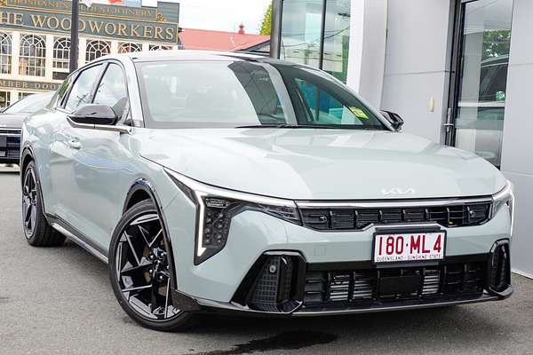 2024 Kia K4 GT-Line CL4m