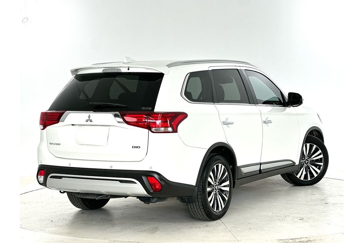2020 Mitsubishi Outlander Exceed ZL