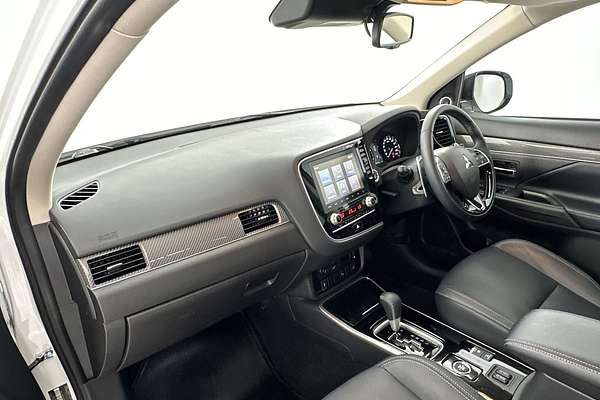 2020 Mitsubishi Outlander Exceed ZL