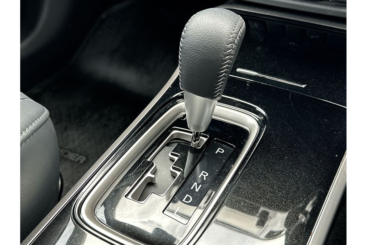 2020 Mitsubishi Outlander Exceed ZL