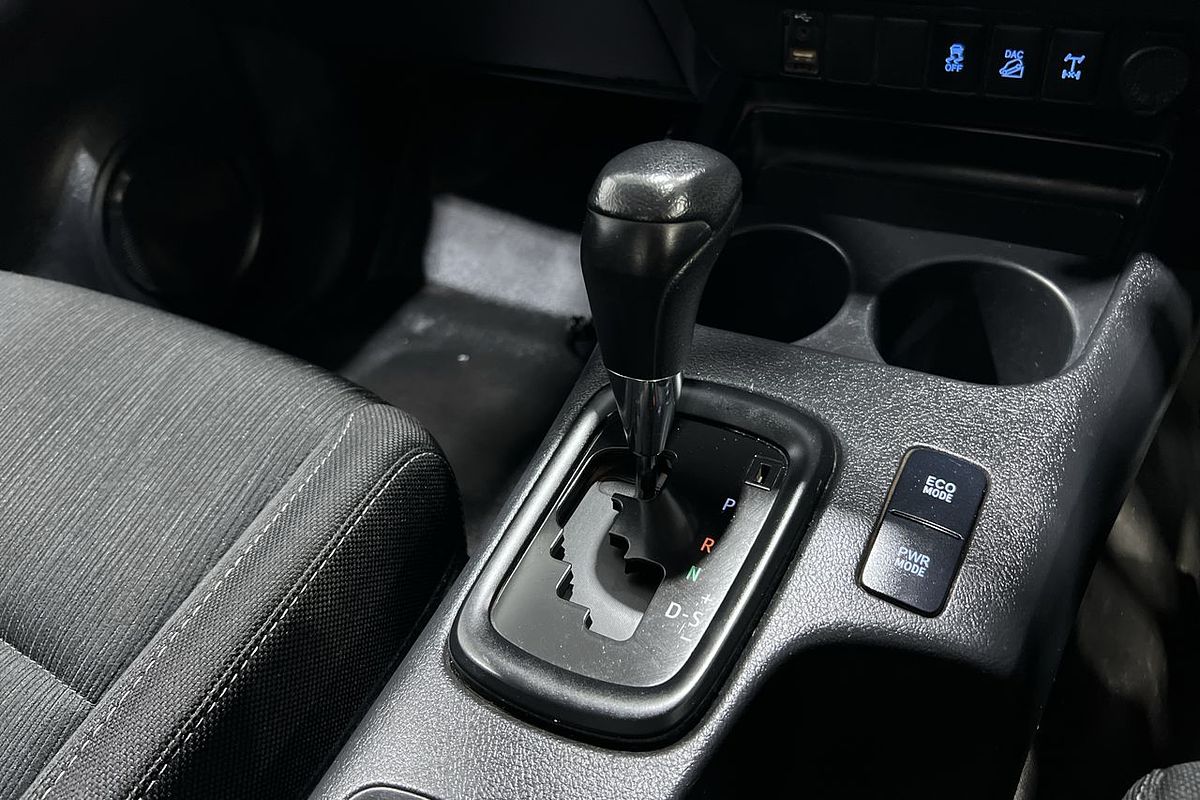 2020 Toyota Hilux SR GUN126R 4X4