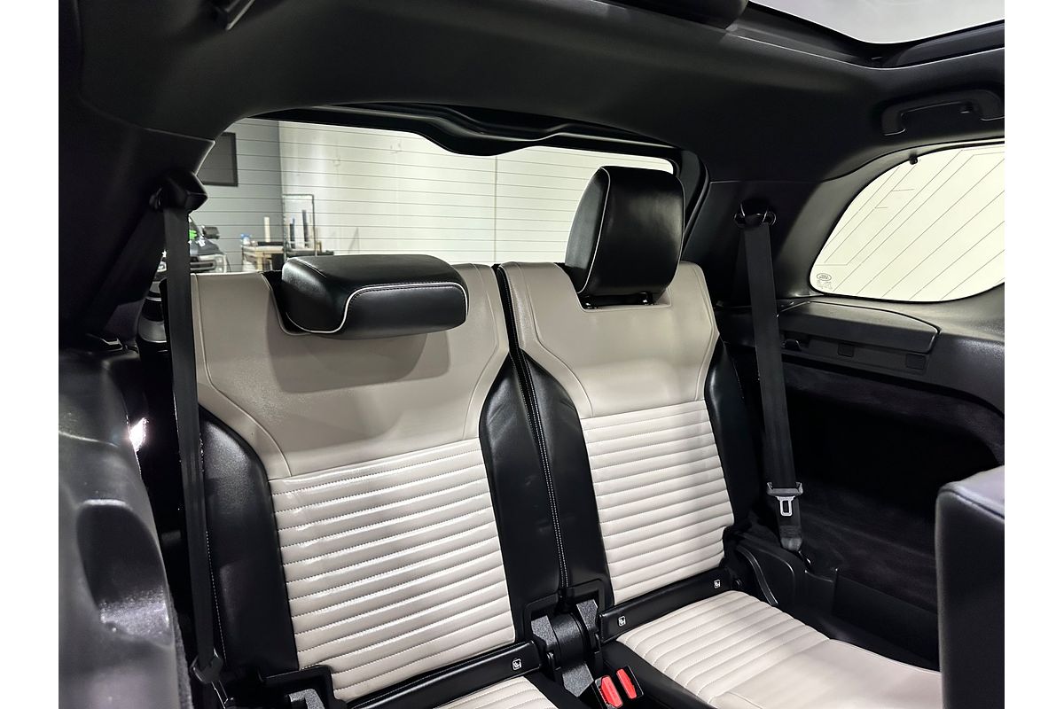 2021 Land Rover Discovery P360 R-Dynamic HSE Series 5