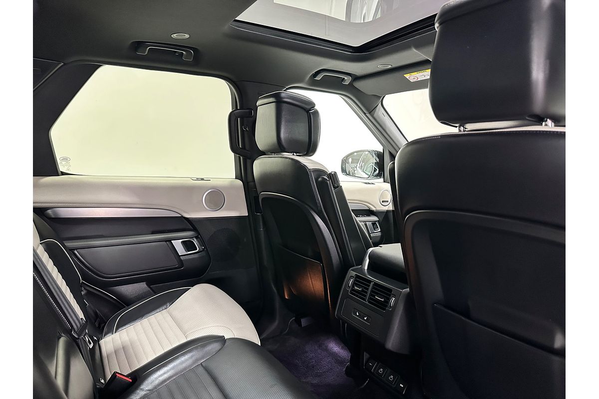 2021 Land Rover Discovery P360 R-Dynamic HSE Series 5