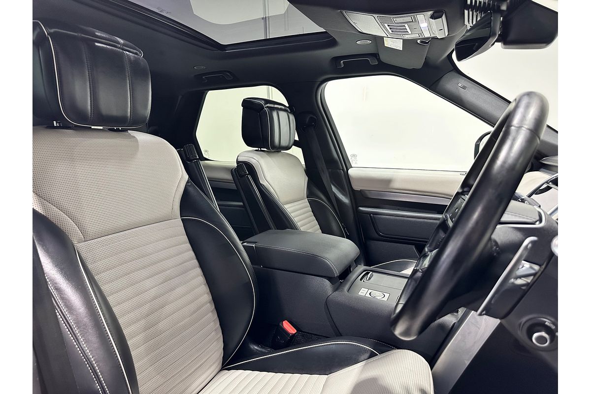 2021 Land Rover Discovery P360 R-Dynamic HSE Series 5