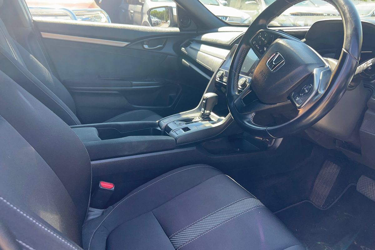 2019 Honda Civic VTi-L 10th Gen