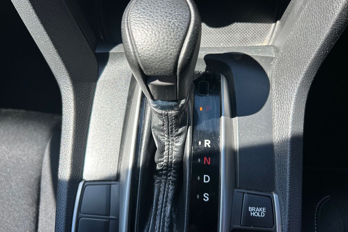 2019 Honda Civic VTi-L 10th Gen