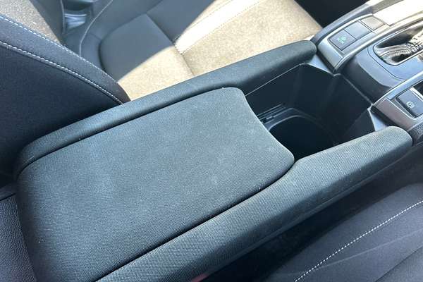 2019 Honda Civic VTi-L 10th Gen