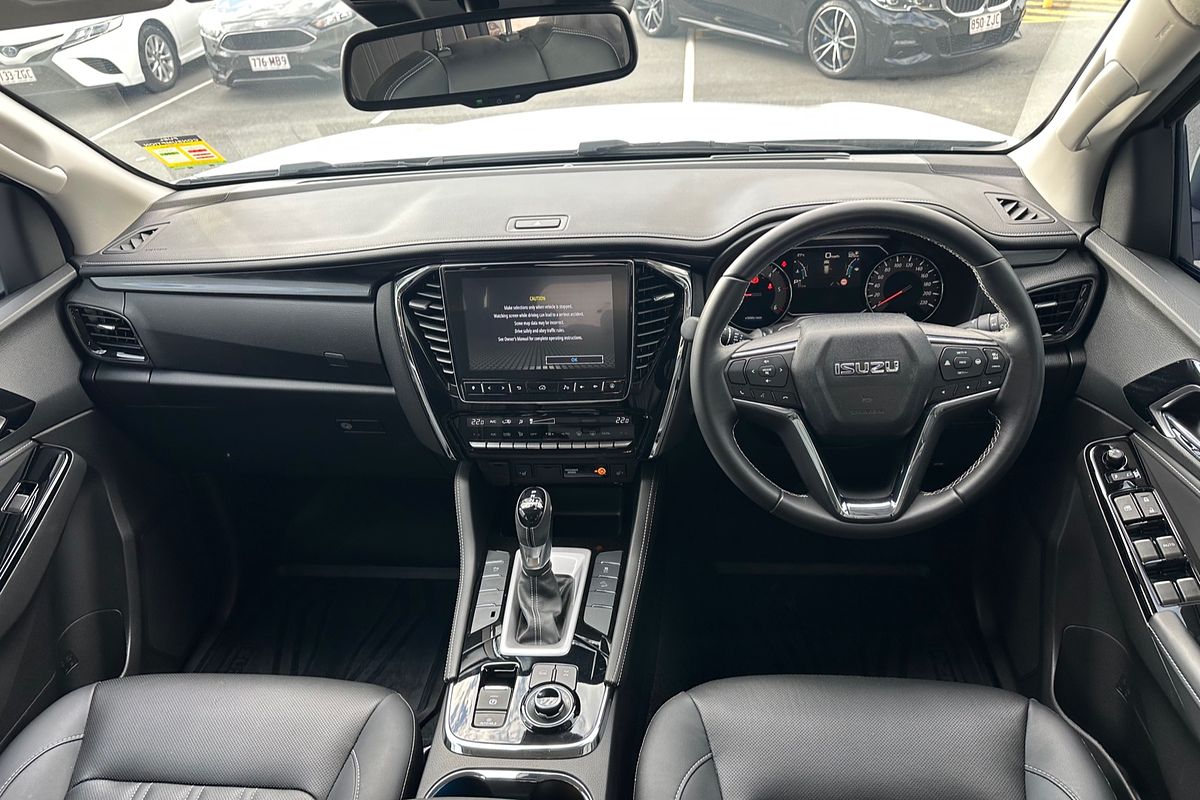 2024 Isuzu MU-X LS-T