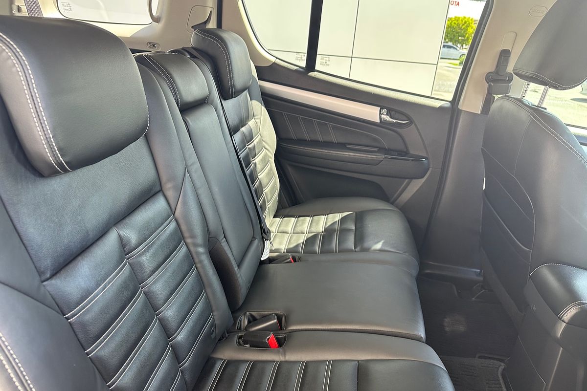 2018 Isuzu MU-X LS-T