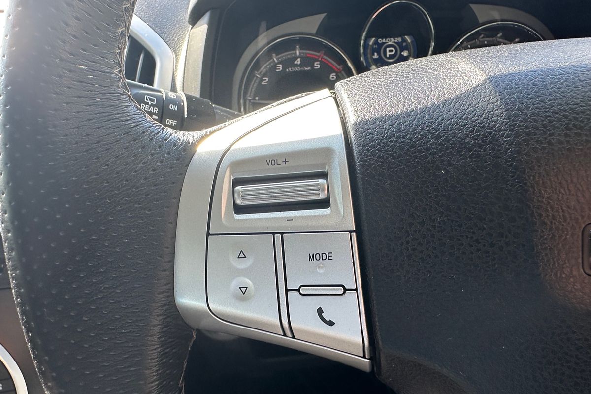 2018 Isuzu MU-X LS-T
