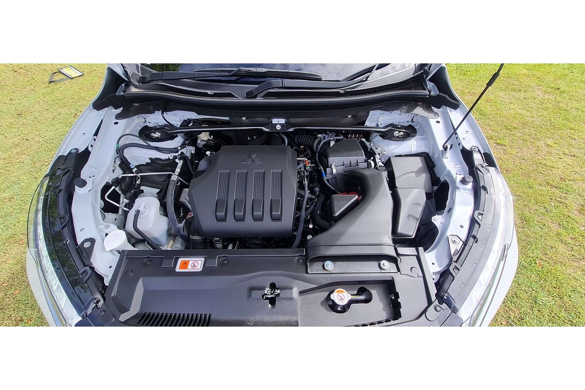 2024 Mitsubishi Eclipse Cross Exceed YB