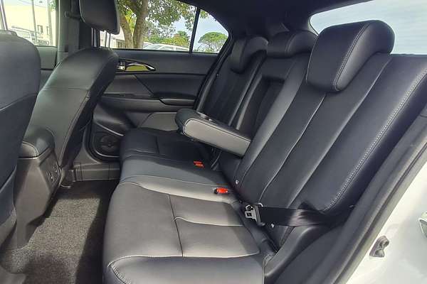 2024 Mitsubishi Eclipse Cross Exceed YB