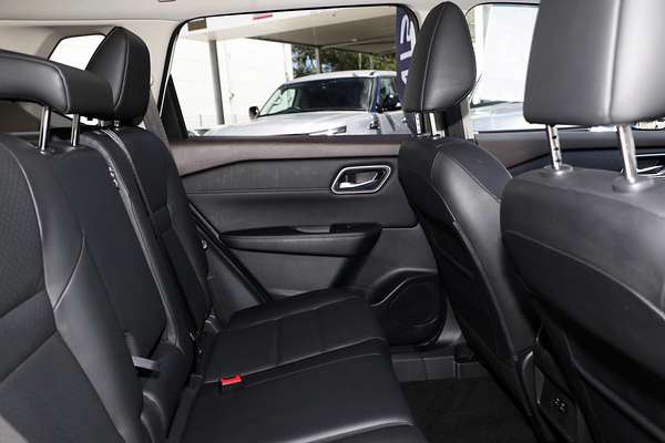 2024 Nissan X-TRAIL ST-L T33