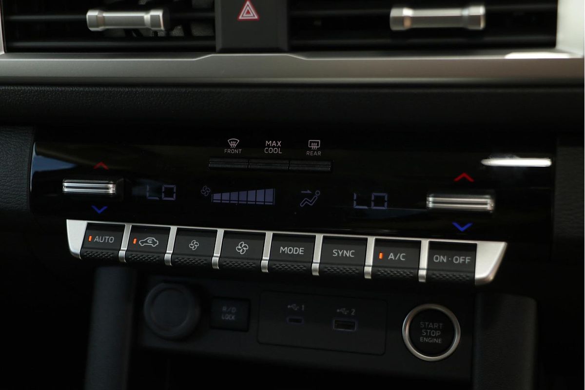 2024 Mitsubishi Triton GLS MV 4X4