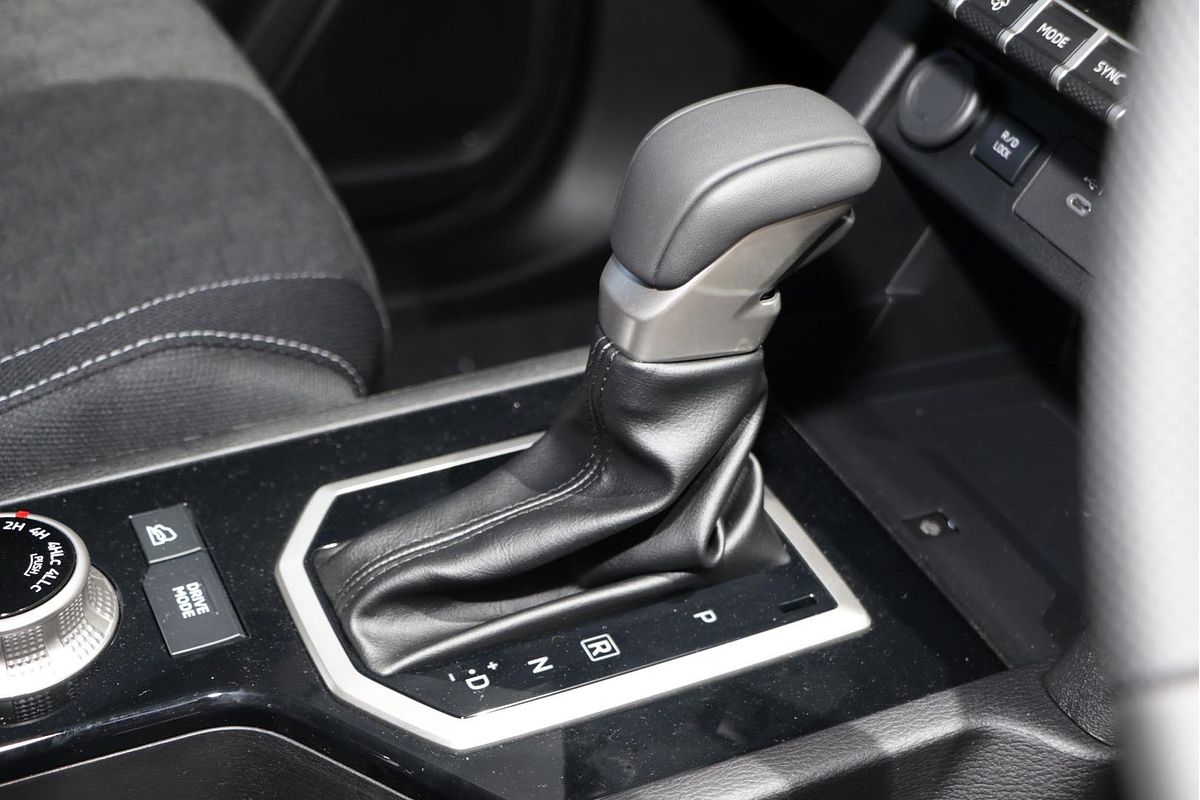 2024 Mitsubishi Triton GLS MV 4X4