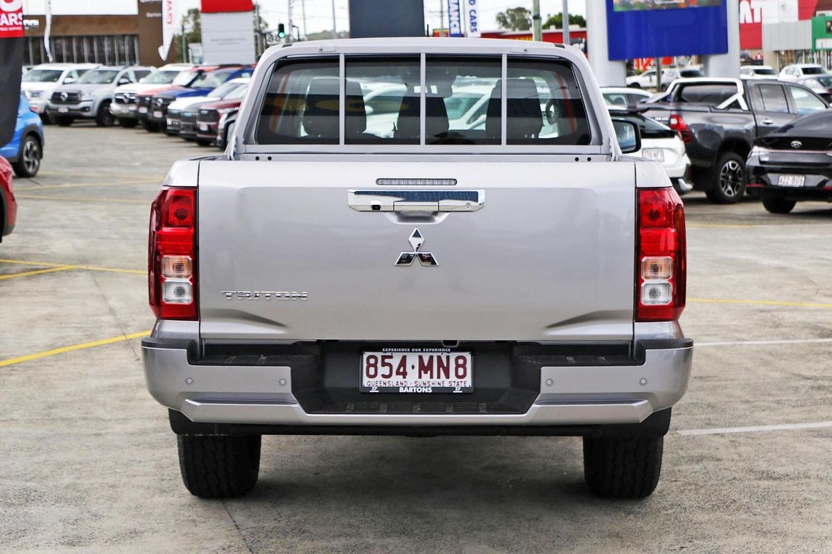 2024 Mitsubishi Triton GLX MV 4X4