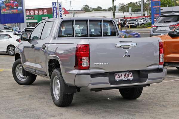 2024 Mitsubishi Triton GLX MV 4X4