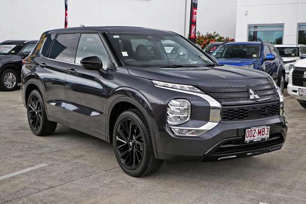2024 Mitsubishi Outlander Black Edition ZM