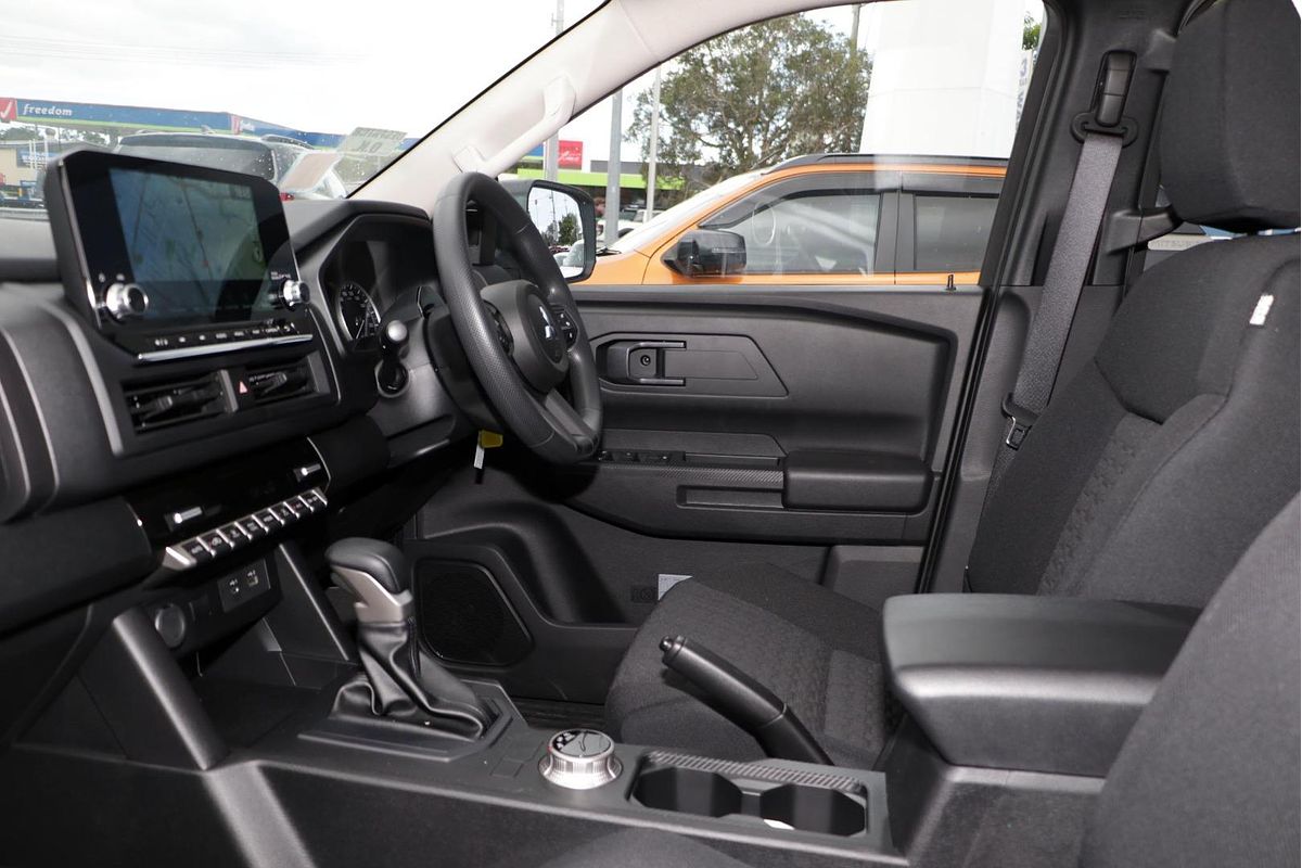 2024 Mitsubishi Triton GLX MV 4X4