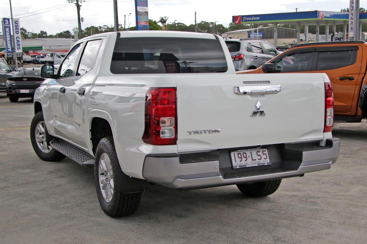 2024 Mitsubishi Triton GLX+ MV 4X4