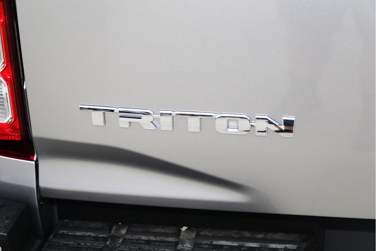 2024 Mitsubishi Triton GLX MV 4X4