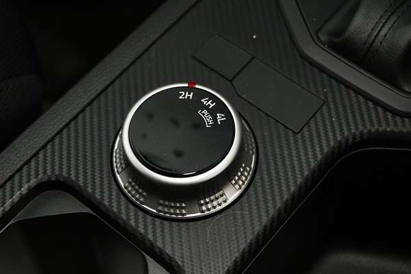 2024 Mitsubishi Triton GLX MV 4X4
