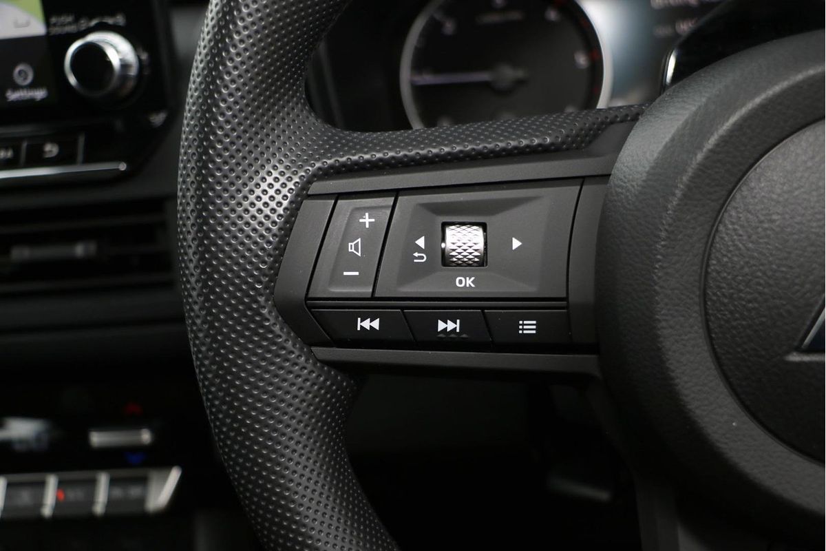 2024 Mitsubishi Triton GLX MV 4X4