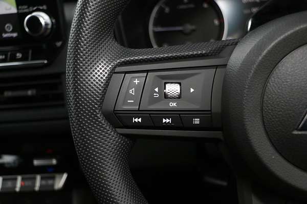 2024 Mitsubishi Triton GLX MV 4X4