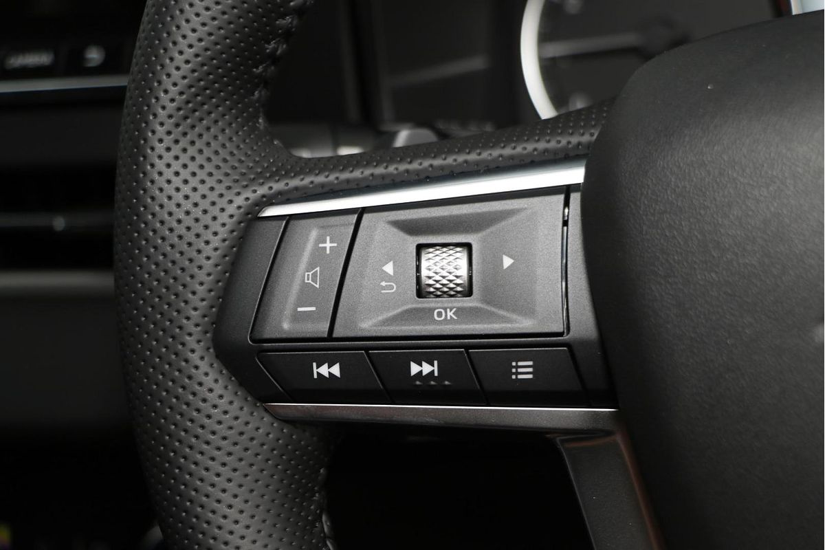 2024 Mitsubishi Outlander Black Edition ZM