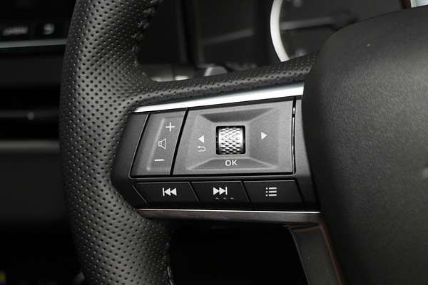 2024 Mitsubishi Outlander Black Edition ZM