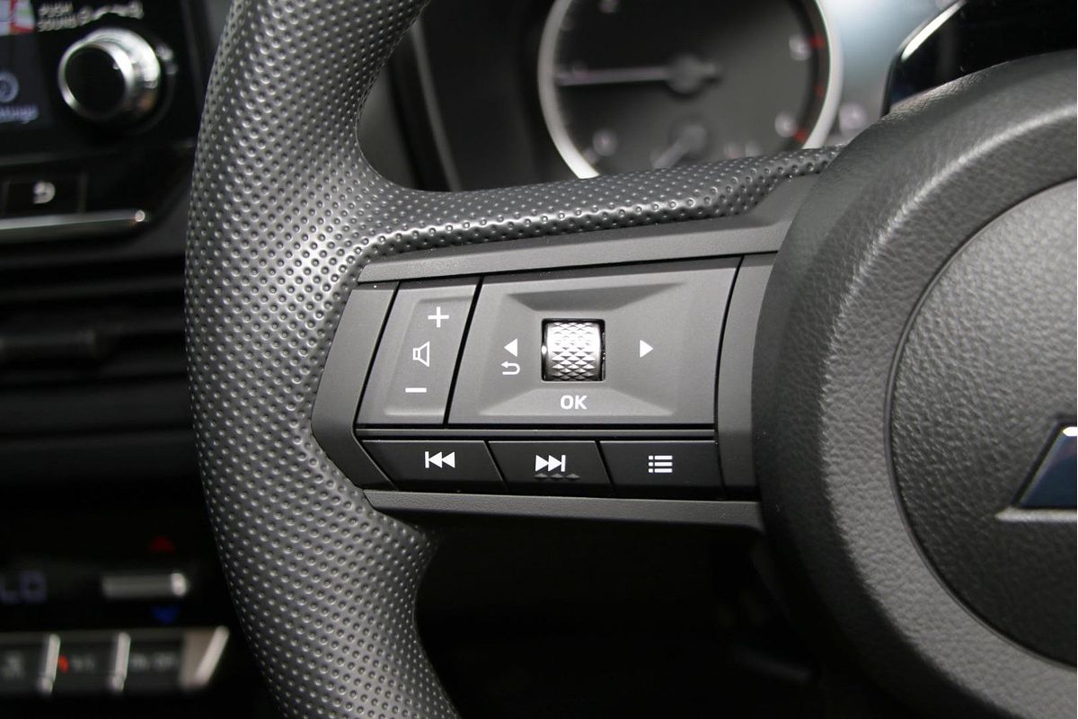 2024 Mitsubishi Triton GLX+ MV 4X4