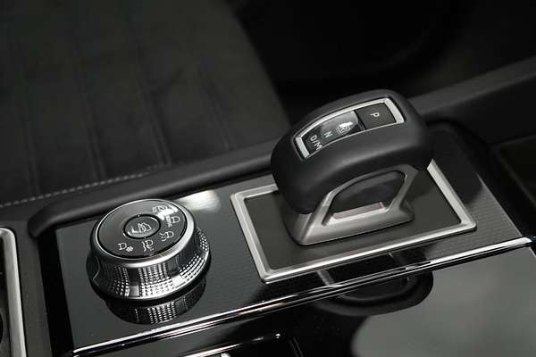 2024 Mitsubishi Outlander Black Edition ZM