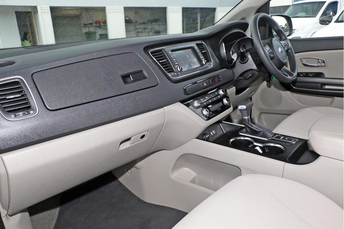 2020 Kia Carnival S YP