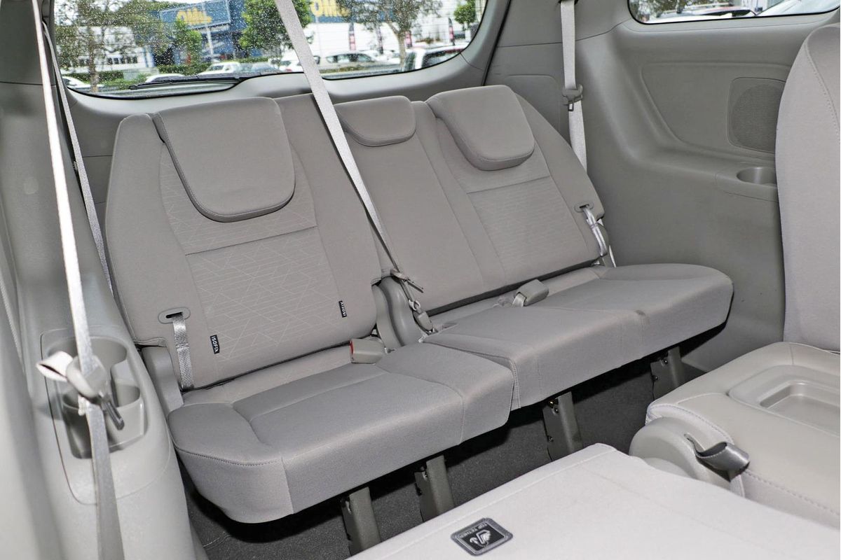 2020 Kia Carnival S YP