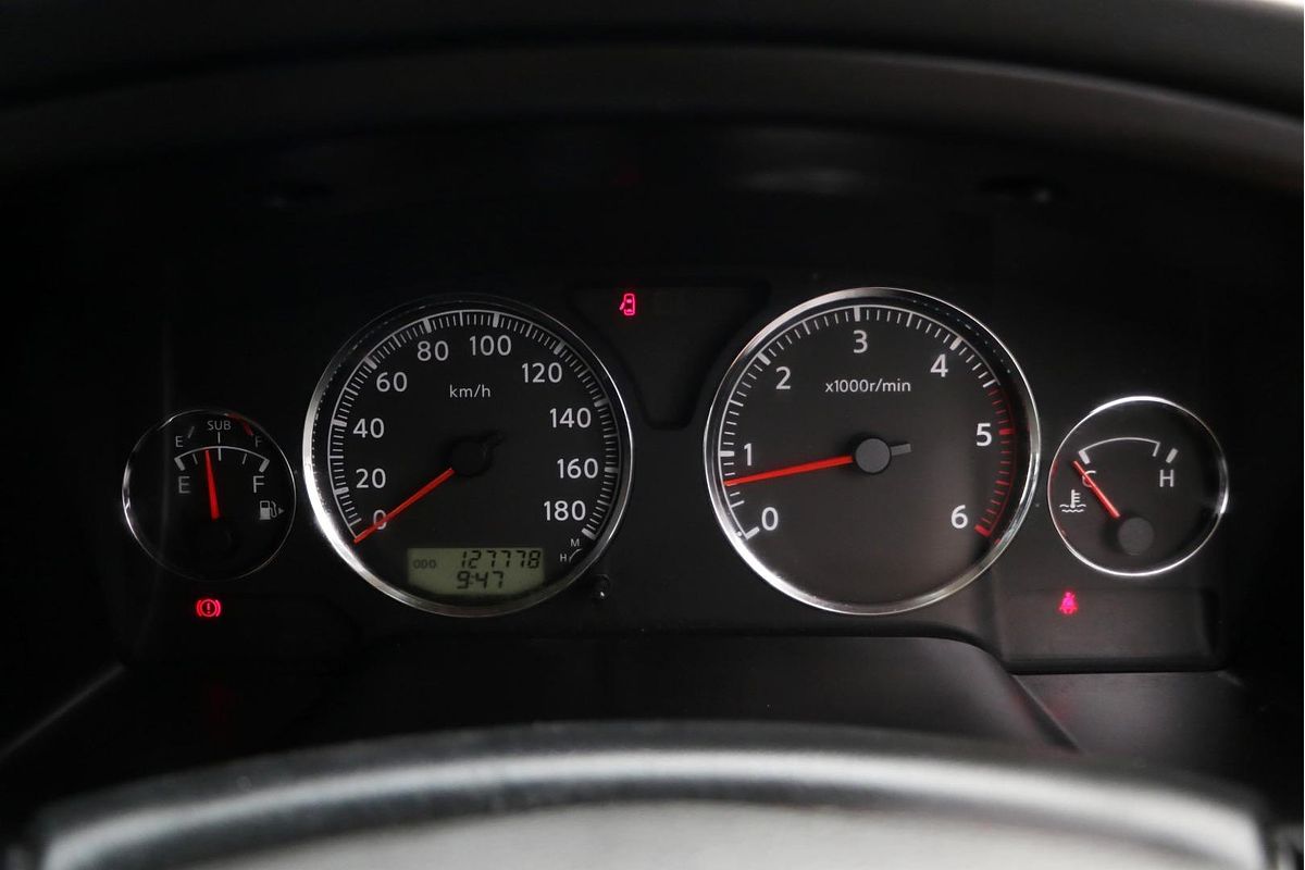 2013 Nissan Patrol ST Y61