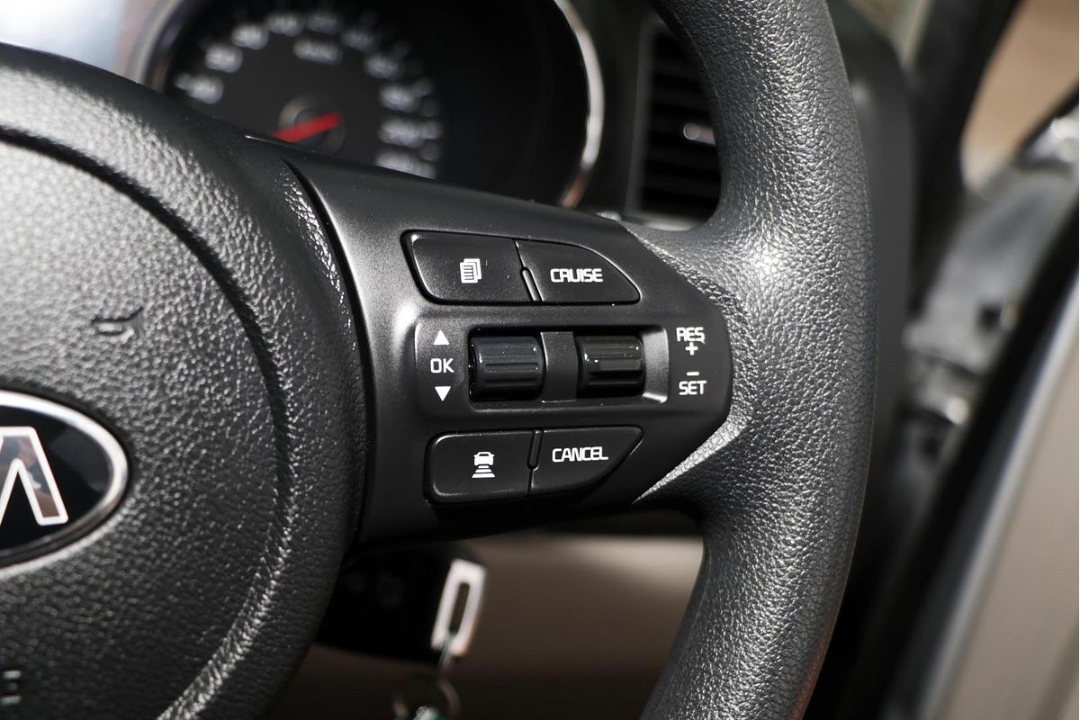2020 Kia Carnival S YP