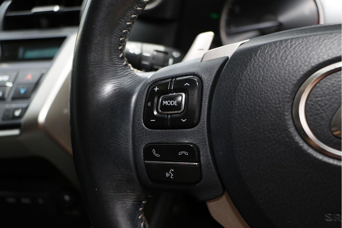 2016 Lexus NX NX200t Luxury AGZ15R