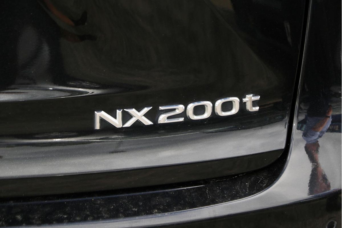 2016 Lexus NX NX200t Luxury AGZ15R