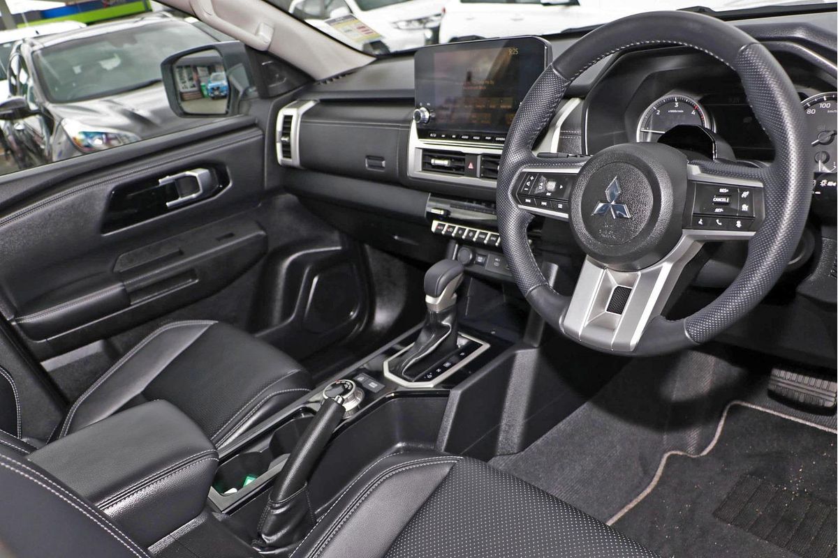 2024 Mitsubishi Triton GLS MV 4X4
