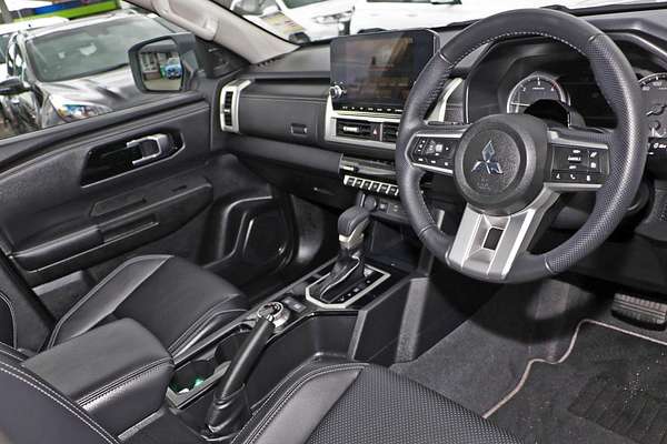 2024 Mitsubishi Triton GLS MV 4X4