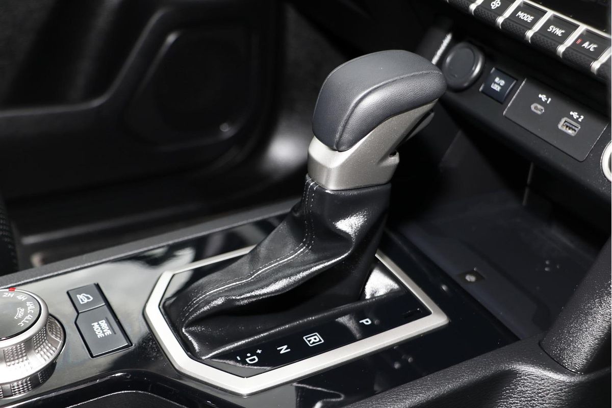 2024 Mitsubishi Triton GLS MV 4X4