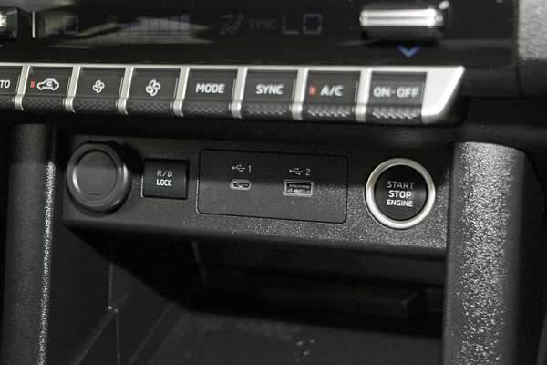 2024 Mitsubishi Triton GLS MV 4X4