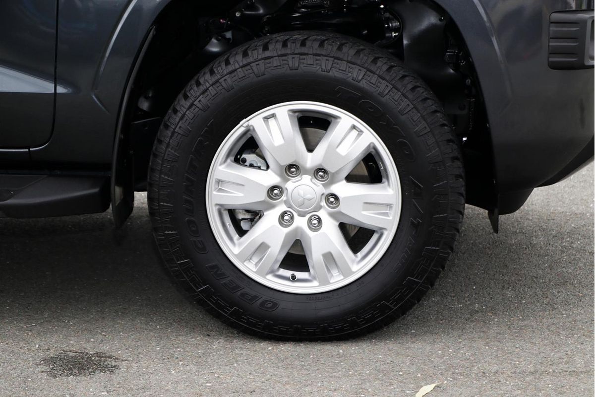 2024 Mitsubishi Triton GLX+ MV 4X4