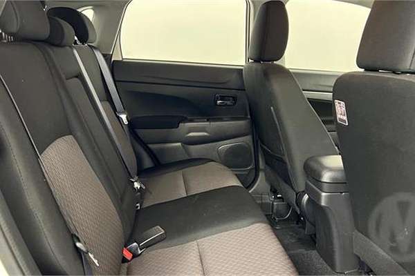 2019 Mitsubishi ASX ES XC