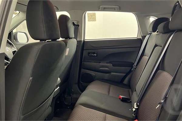 2019 Mitsubishi ASX ES XC
