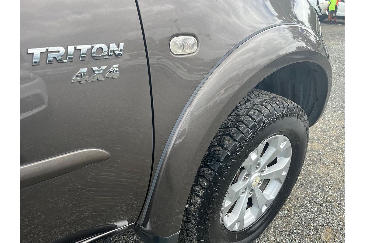 2012 Mitsubishi Triton GLX-R MN 4X4
