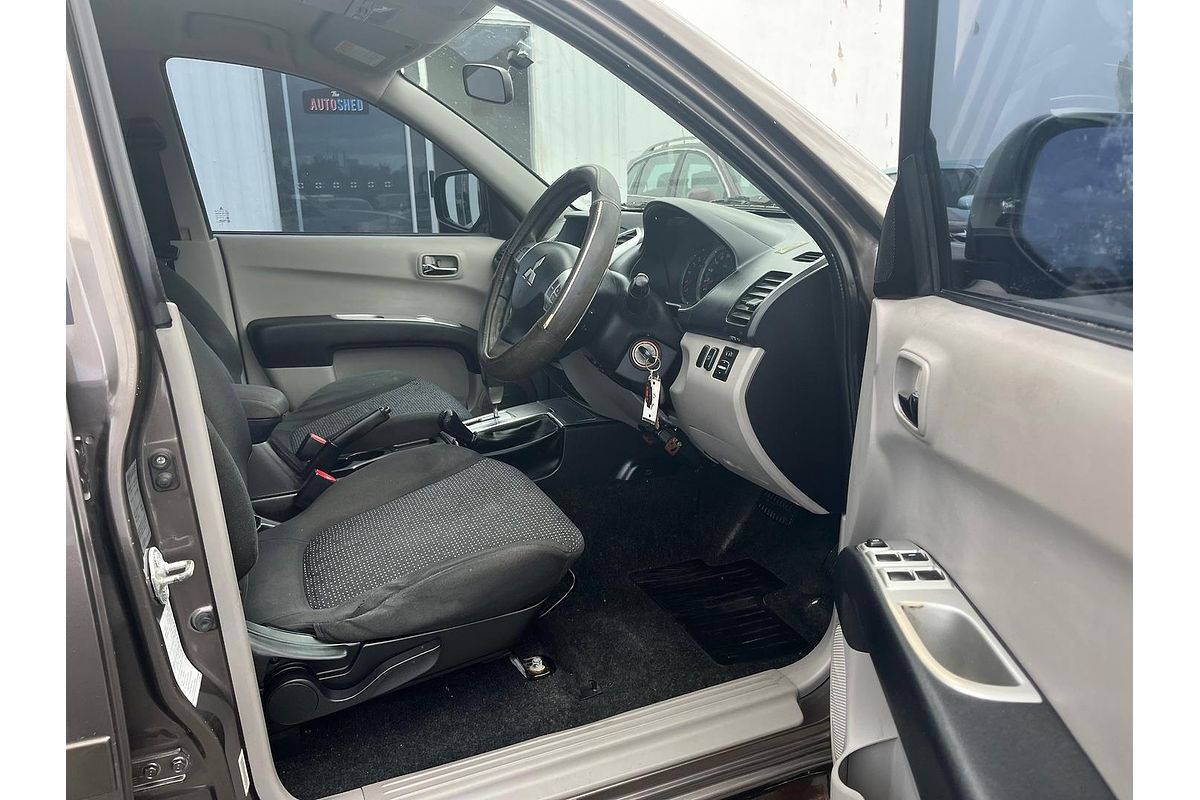 2012 Mitsubishi Triton GLX-R MN 4X4