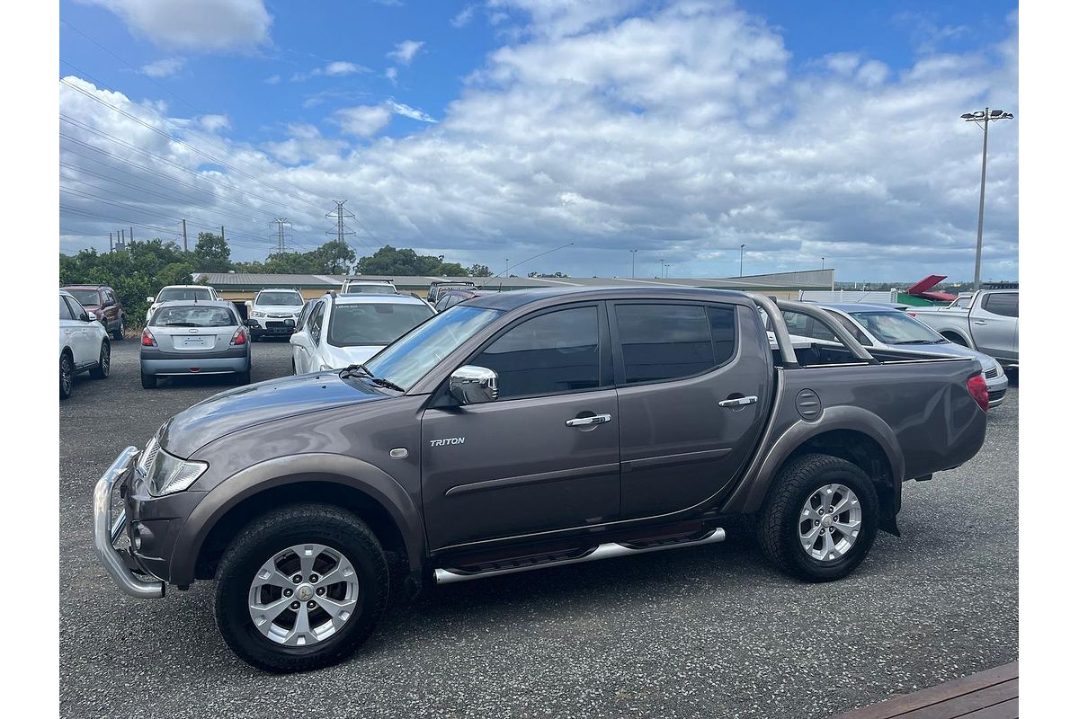 2012 Mitsubishi Triton GLX-R MN 4X4